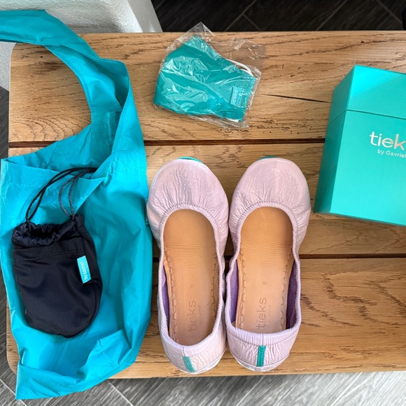 Tieks Lavender Ballet Flats with Turquoise Accessories - Picture 1 of 2